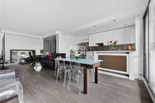 Neuilly Saint-James  2 pièces 62 m², balcon plein sud, standing 5