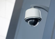 Peut-on laisser son système de vidéosurveillance actif lors des visites de son logement?
