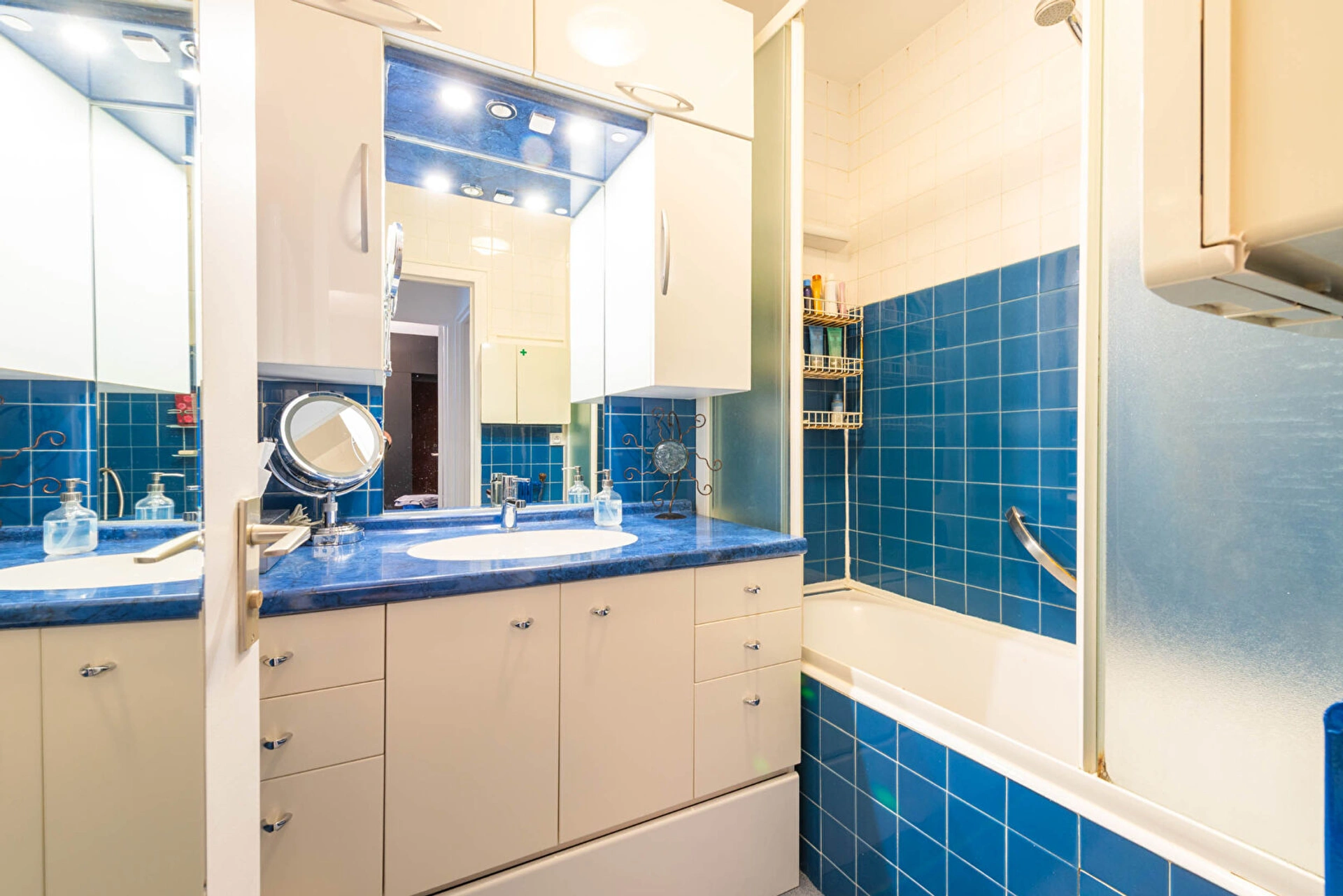 BOULOGNE BILLANCOURT - SILLY 7