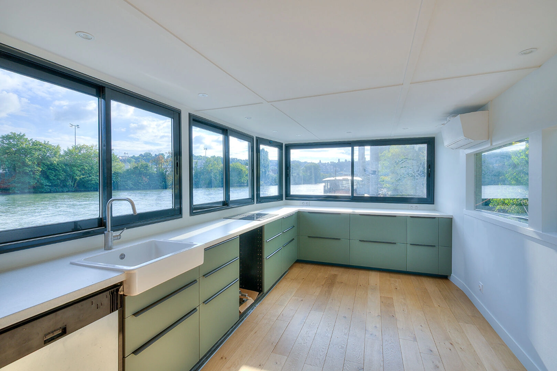 BOULOGNE-BILLANCOURT - PENICHE 4