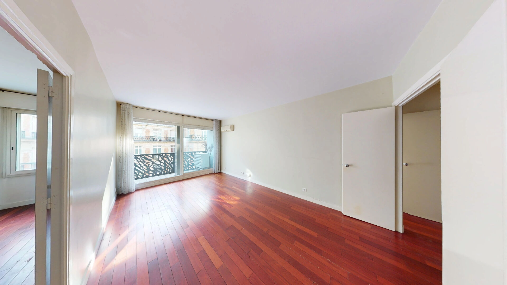 PARIS 8 - PONTHIEU 1