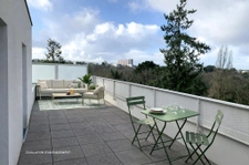 Appartement duplex T3 de 74 m2 avec terrasse de 31 m2 et bal