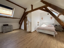 Longère rénovée de 240m2 environ dans un écrin de nature, sa