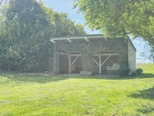 Longère rénovée de 240m2 environ dans un écrin de nature, sa