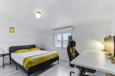 MAISON FAMILIALE T7   180 M2   PISCINE   PANNEAUX SOLAIRES  