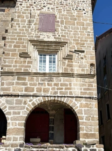 Maison de village du16ème  sur le chemin de Stevenson