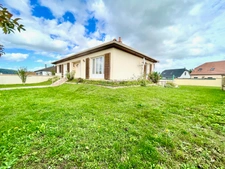 Maison de 185m2, 4 chambres, garage et jardin