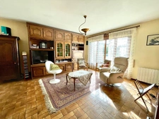 Maison de 185m2, 4 chambres, garage et jardin