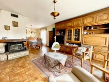 Maison de 185m2, 4 chambres, garage et jardin