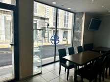 Local commercial Grenoble 76 m2