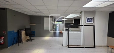 Local d'activité 962 m2 - Atelier et boutique 4