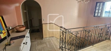 Ensemble immobilier  de 244 m2  avec 3 appartements 6