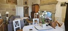 Appartement 2 pièces 63 m2 au sein du château de Cosnac 3