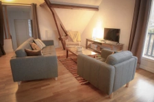 Ensemble, local commercial et appartement de 163 m2  8