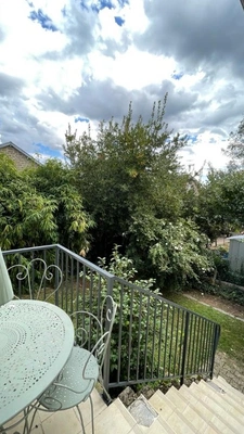 Ensemble, local commercial et appartement de 163 m2  3