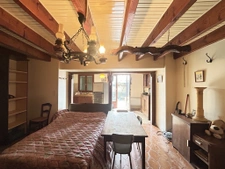 Maison de village à Vars ( 16330 ) 