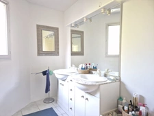 Maison contemporaine à 5 min de la N10