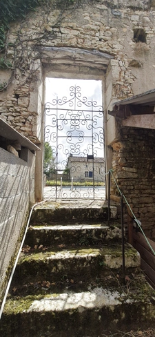 Propriété historique du 12ème siècle en pleine nature