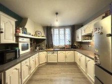 Five-bedroom longère-style house with garages, large plot of