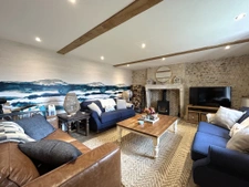 Manor house and 5 gîtes   27 guest capacity   460 m2 living 