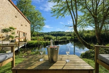 MILL HOUSE   Former mill of 161 m2 near the river   3 bedroo