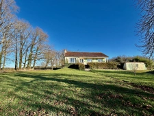 Country Estate with 3 Homes, Lake, Woodland, 14 Hectares & 2