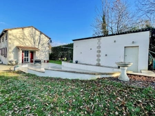 Maison de maitre, 4 chambres, salle de jeux, économique, lim