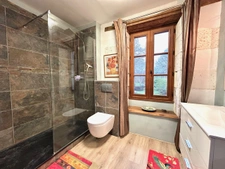 MILL HOUSE   Former mill of 161 m2 near the river   3 bedroo