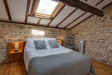 Manor house and 5 gîtes   27 guest capacity   460 m2 living 