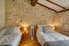 Manor house and 5 gîtes   27 guest capacity   460 m2 living 