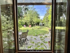 Stone property complex with two houses, 7 bedrooms and gîte 