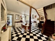 Spacious Townhouse with Garden in the Centre of Civray