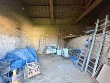 Charming 2.5 Bedroom Farmhouse with Gîte, Barns & Private Ga