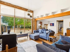 Stunning 4-bedroom detached house with barns, gîte to conver