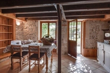 Manor house and 5 gîtes   27 guest capacity   460 m2 living 