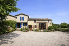 Stone property complex with two houses, 7 bedrooms and gîte 