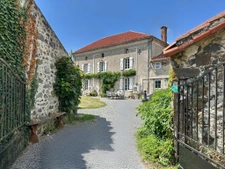 Elegant 206 m2 Manor House with 5 Bedrooms, 4 Shower Rooms, 