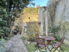 Café Opportunity with 3-Bedroom Accommodation and Garden