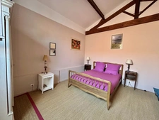 Stone property complex with two houses, 7 bedrooms and gîte 