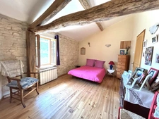 Stone property complex with two houses, 7 bedrooms and gîte 