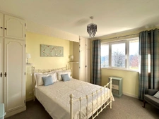 Country Estate with 3 Homes, Lake, Woodland, 14 Hectares & 2