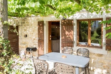 Manor house and 5 gîtes   27 guest capacity   460 m2 living 