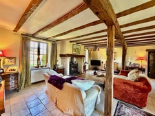 Country Estate with 3 Homes, Lake, Woodland, 14 Hectares & 2