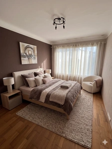 Maison d'architecte 5p, 129 m² La Chapelle sur Erdre Centre