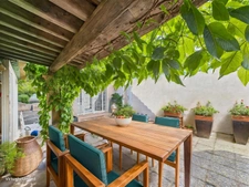 Fréjus – Maison avec dépendances et grand atelier