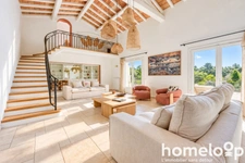 GRIMAUD — VILLA PROVENÇALE RÉNOVÉE AVEC VUE SUR LE GOLFE DE SAINT-TROPEZ