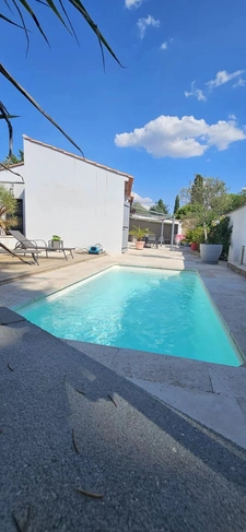 Villa de plain-pied rénovée avec piscine – Garéoult (Provence Verte)