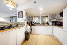 Cagnes-sur-Mer : Appart. 3 chambres, terrasse, 2 pl. parking