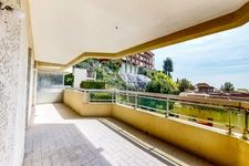  3 pièces avec terrasse, pkg et poss garage – NICE /LANTERNE