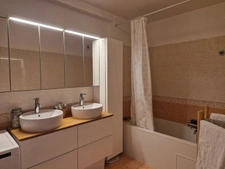 Appartement T4 – Saint-Laurent-du-Var – 2 chambres, Terrasses, cellier et stationnements